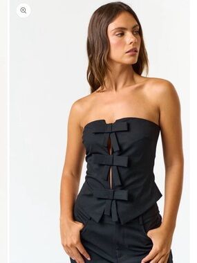 Blue Blush Strapless Black Bow-Front Tube Top